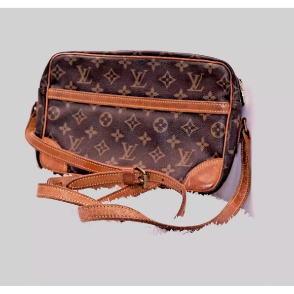 Louis Vuitton Handbags - Louis Vuitton Vintage Monogram Trocadero 23 Shoulder Bag Brown